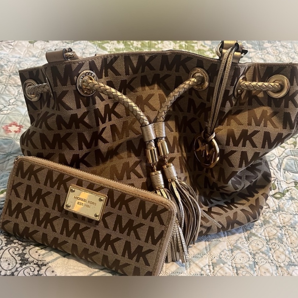 MK purse - wallet not included